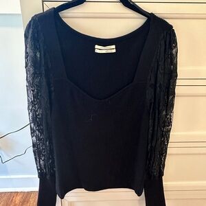 Anthropologie long sleeve top with lace sleeves